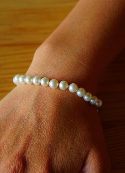 bracelet-737103_1280
